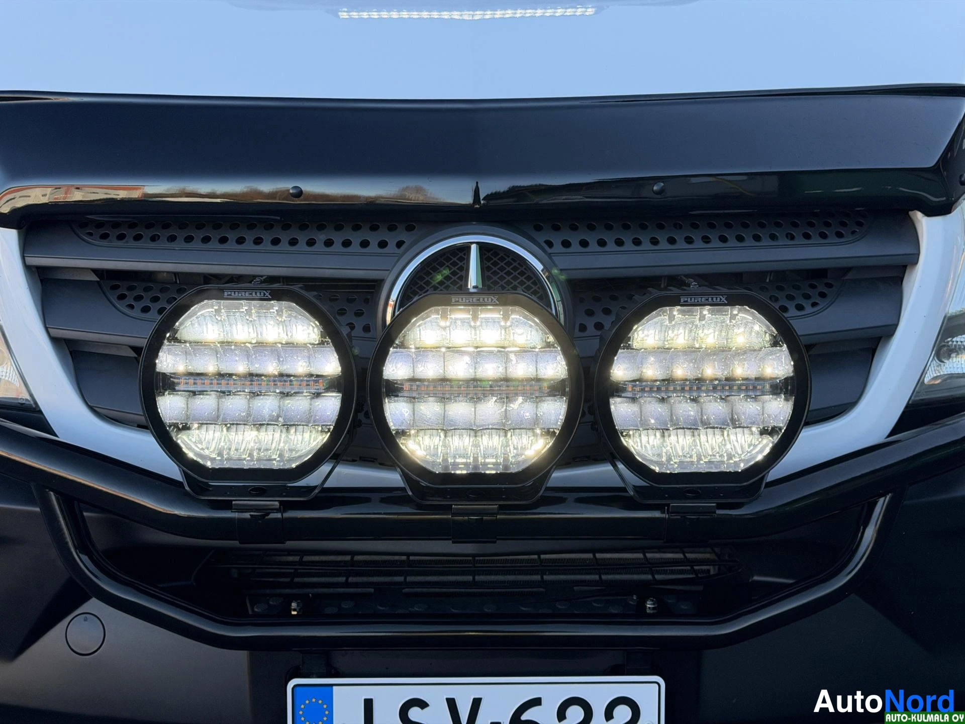Valkoinen Mercedes-Benz Sprinter 516 CDI 2018, yksityiskohta, kuva 27