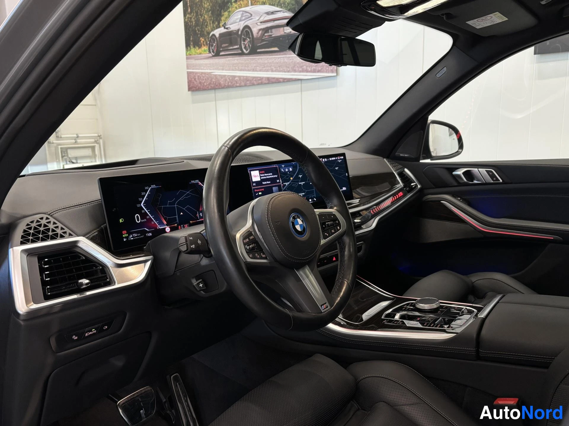 Hopea BMW X5 2024, ohjaamo, kuva 10