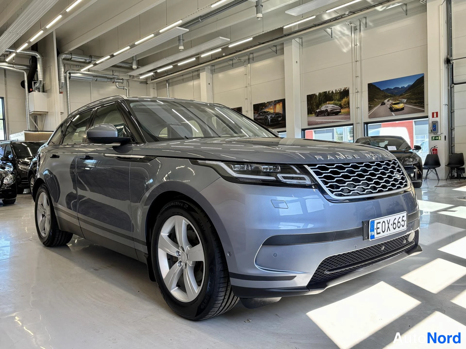Harmaa Land Rover Range Rover 2018, etuviisto, keula vasemmalle, kuva 4