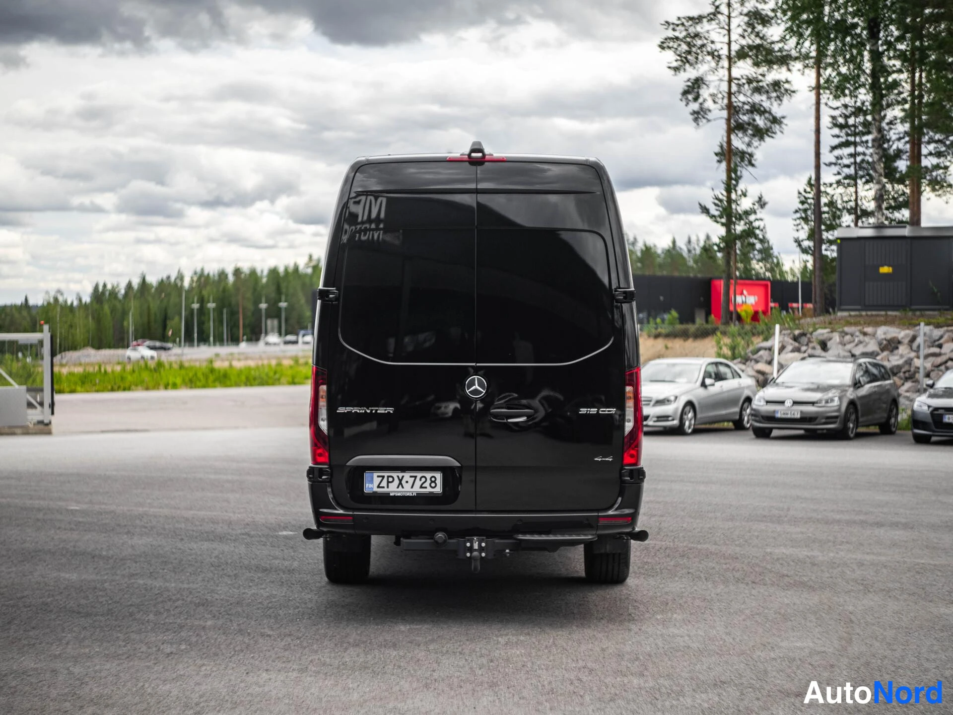 Musta Mercedes-Benz Sprinter 319 CDI 2025, takaa, kuva 8