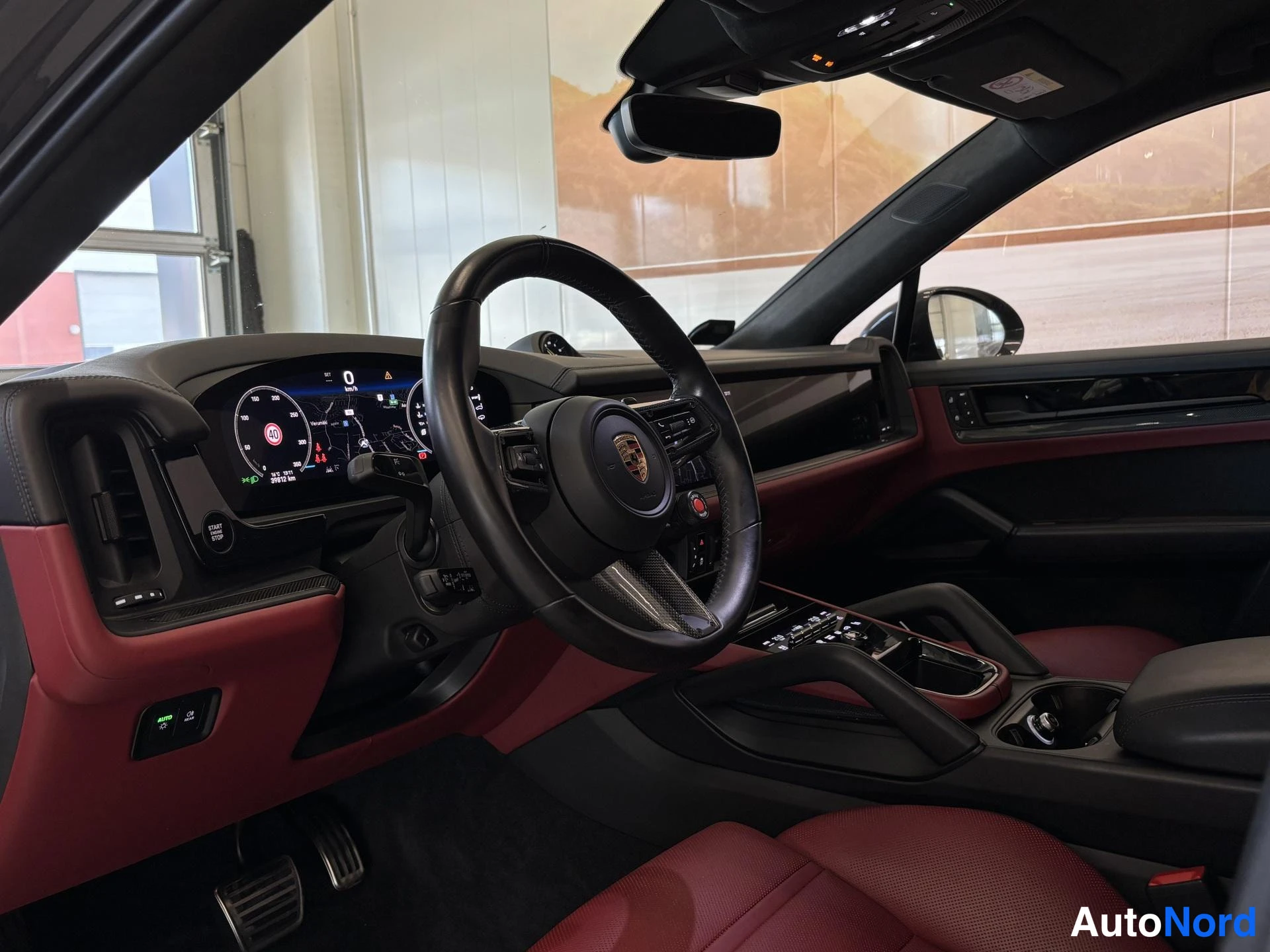 Grey Porsche Cayenne 2024, cockpit, photo 13