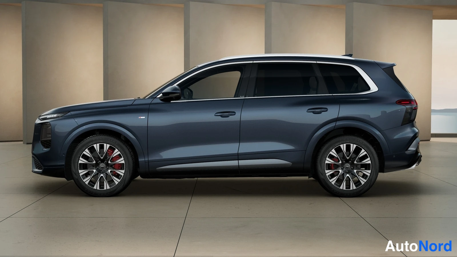 Sininen Audi Q7 2026, kuva 2