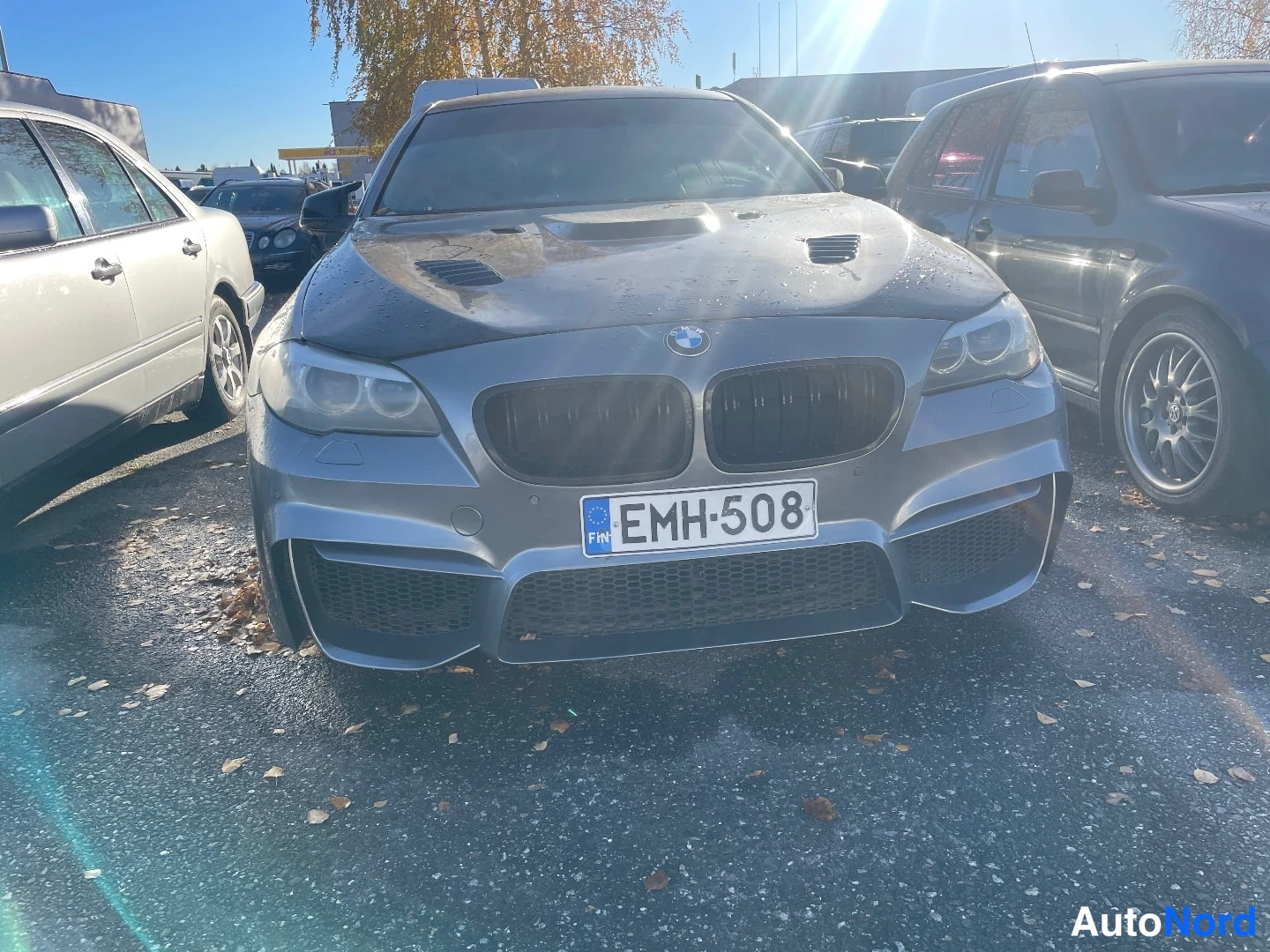 Harmaa BMW 525d xDrive 2013, edestä, kuva 3