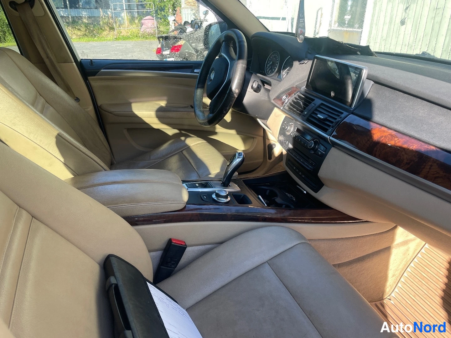 Harmaa BMW X5 xDrive30d 2007, ohjaamo, kuva 6