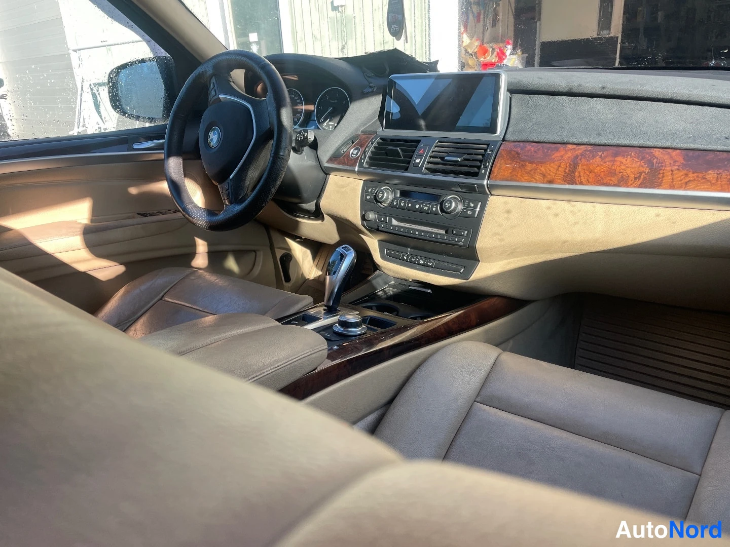 Harmaa BMW X5 xDrive30d 2007, ohjaamo, kuva 7