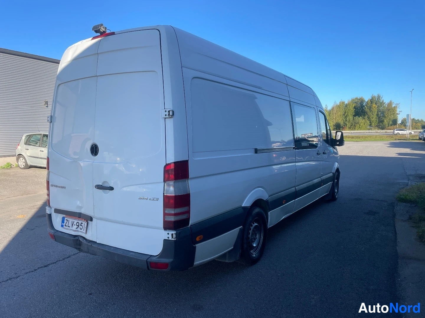 Valkoinen Mercedes-Benz Sprinter 314 CDI 2018, takaviisto, kuva 3