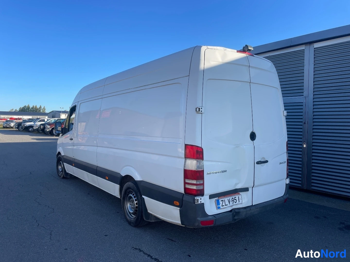 Valkoinen Mercedes-Benz Sprinter 314 CDI 2018, takaviisto, kuva 4