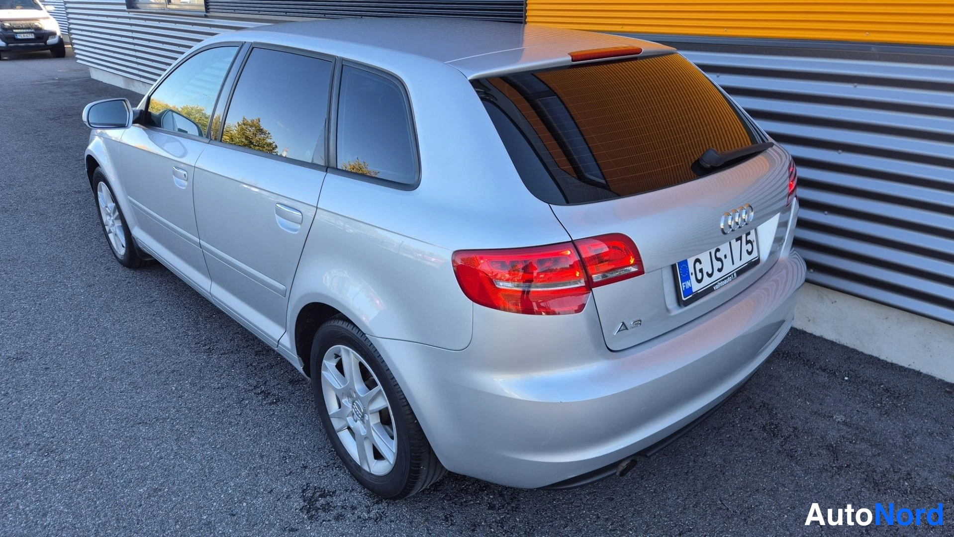 Hopea Audi A3 Sportback 2011, takaviisto, kuva 4