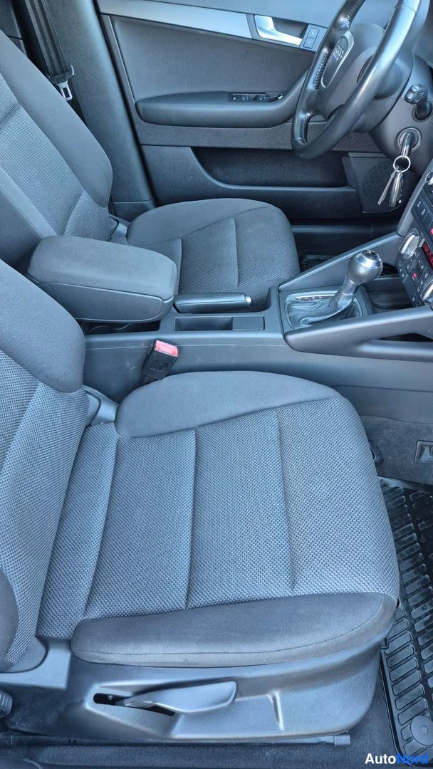 Hopea Audi A3 Sportback 2011, etuistuimet, kuva 9