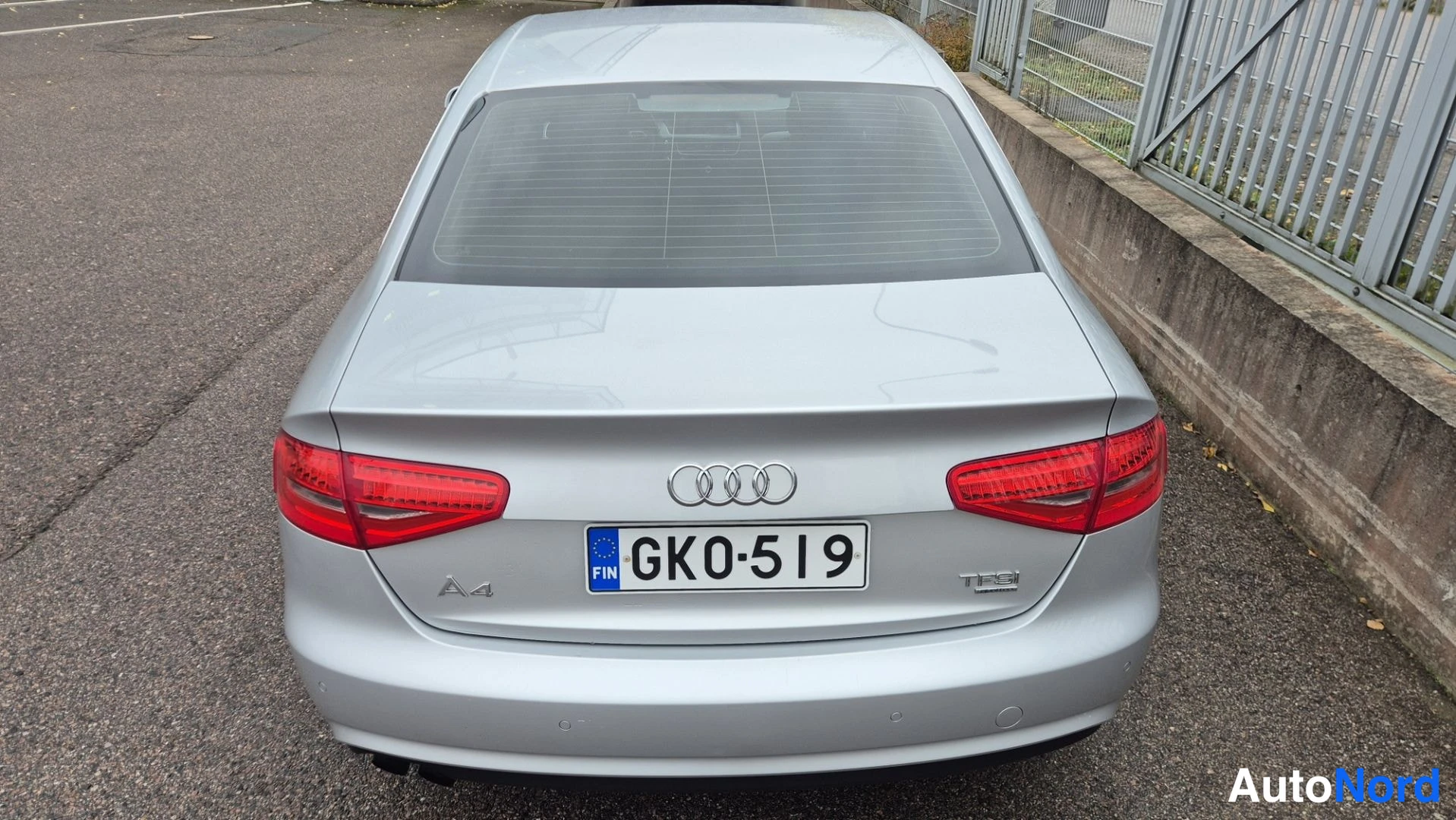 Hopea Audi A4 2013, takaa, kuva 8