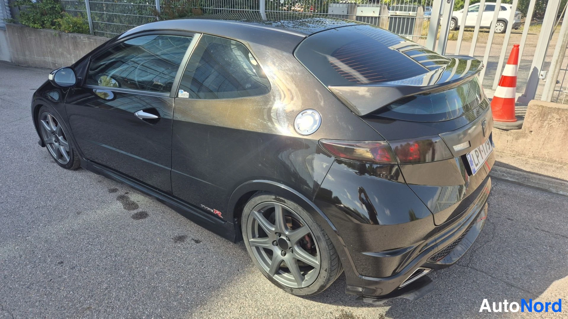 Ruskea Honda Civic 2007, takaviisto, kuva 7