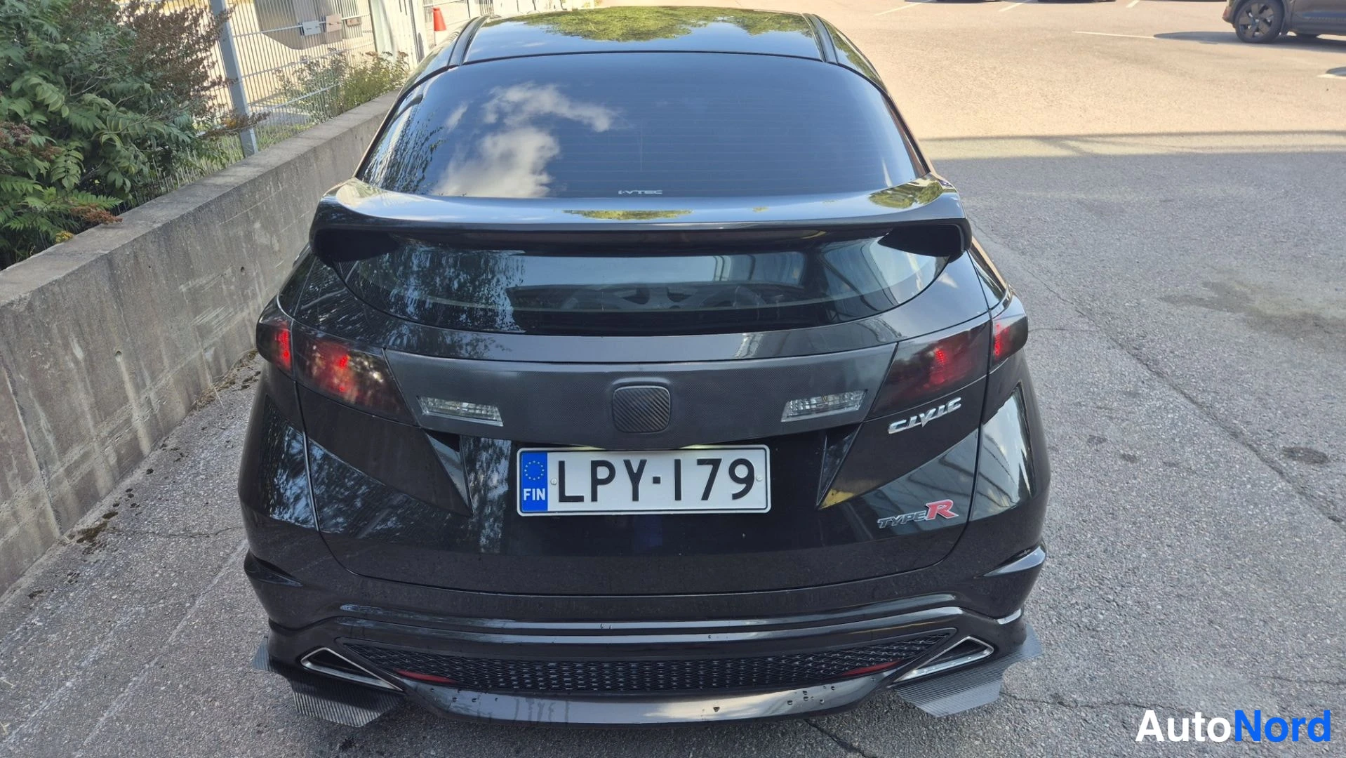 Ruskea Honda Civic 2007, takaa, kuva 8