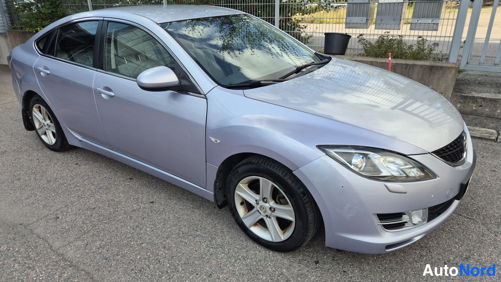 Sininen Mazda 6 2008, etuviisto, keula oikealle, kuva 2