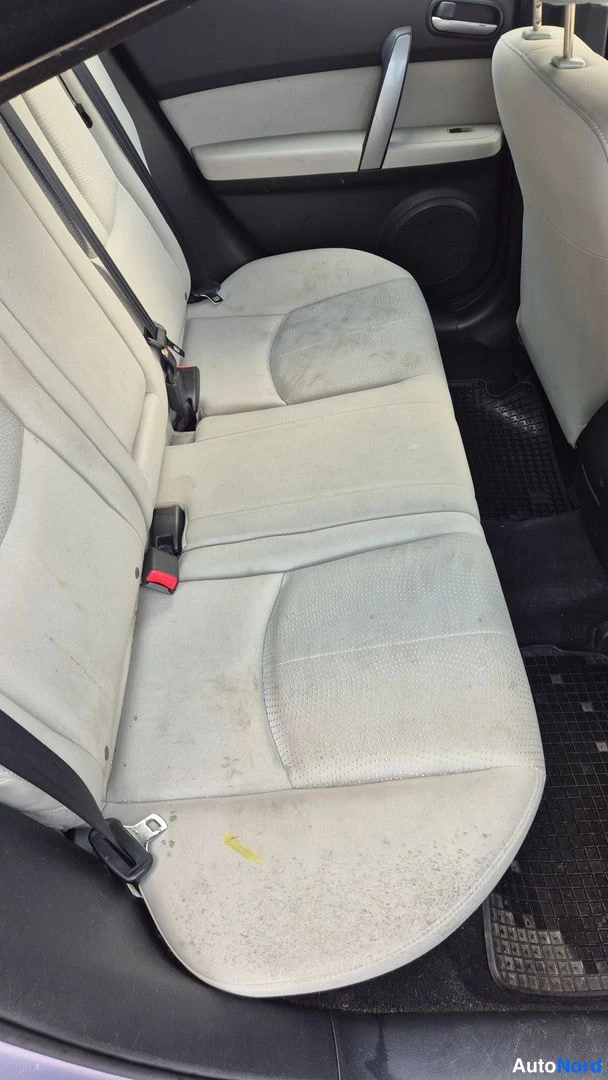 Sininen Mazda 6 2008, takaistuimet, kuva 10
