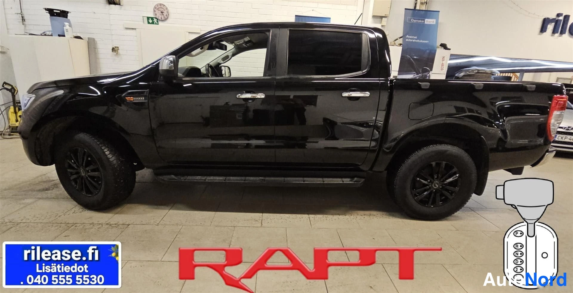 Musta Ford Ranger 2020, sivulta, kuva 6