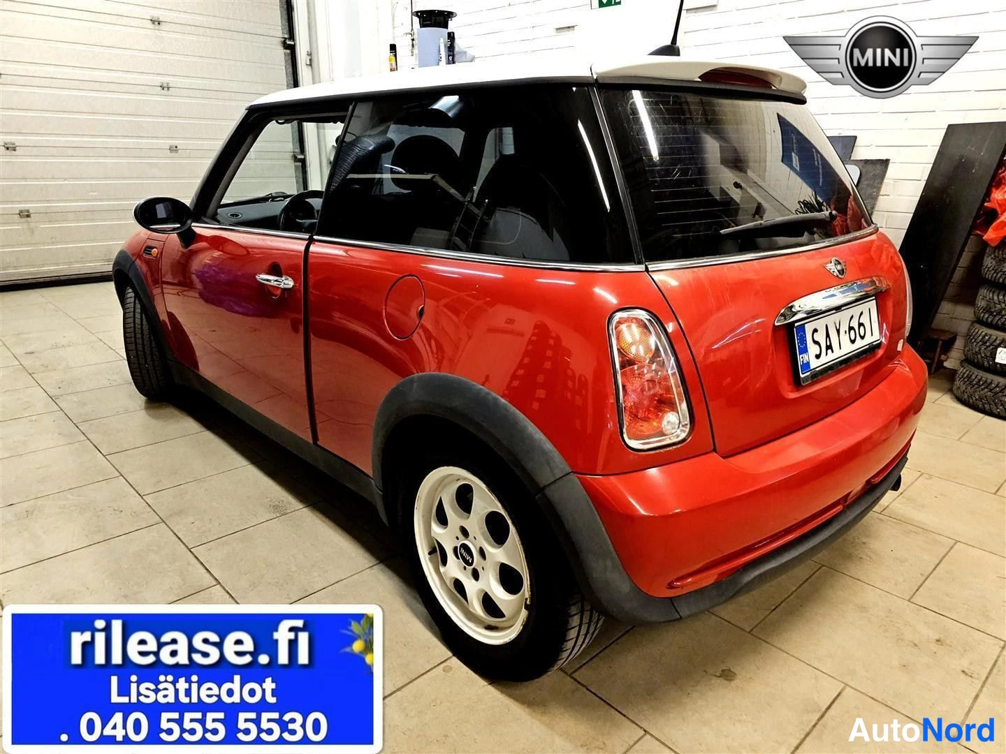 Punainen Mini Cooper 2006, takaviisto, kuva 7