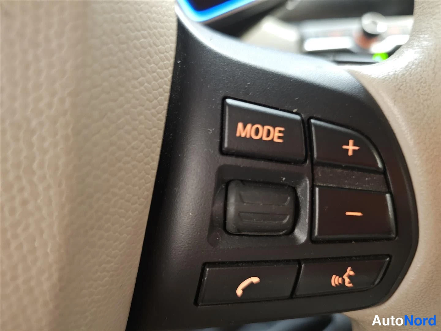 Harmaa BMW i3 2015, yksityiskohta, kuva 18