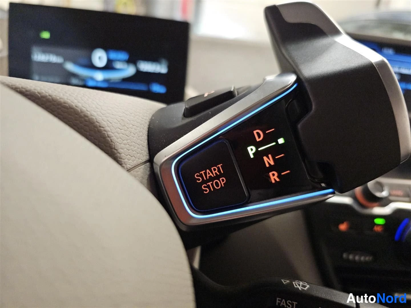 Harmaa BMW i3 2015, yksityiskohta, kuva 16