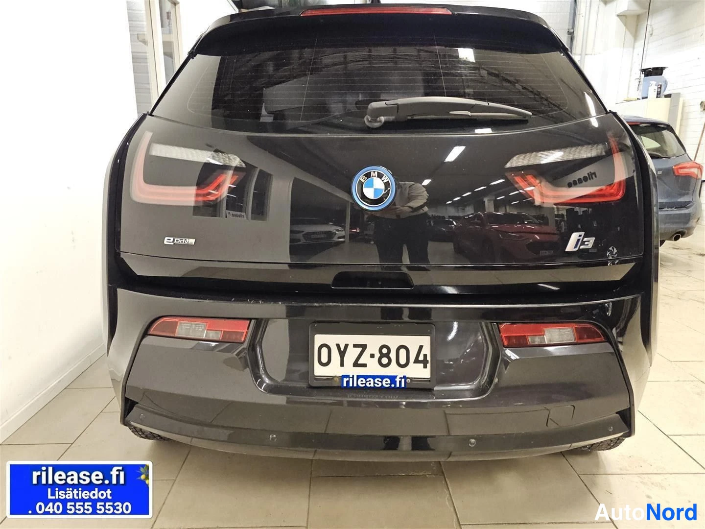 Harmaa BMW i3 2015, takaa, kuva 7