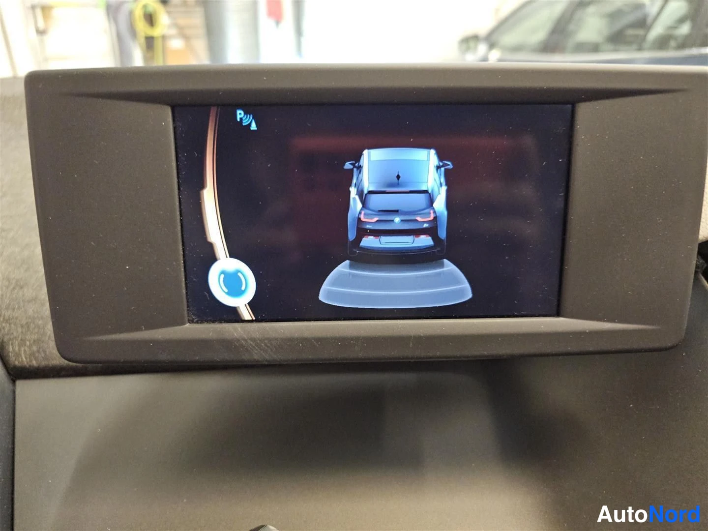 Harmaa BMW i3 2015, yksityiskohta, kuva 14