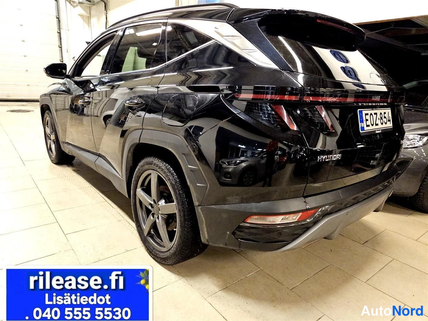 Musta Hyundai Tucson 2022, takaviisto, kuva 7