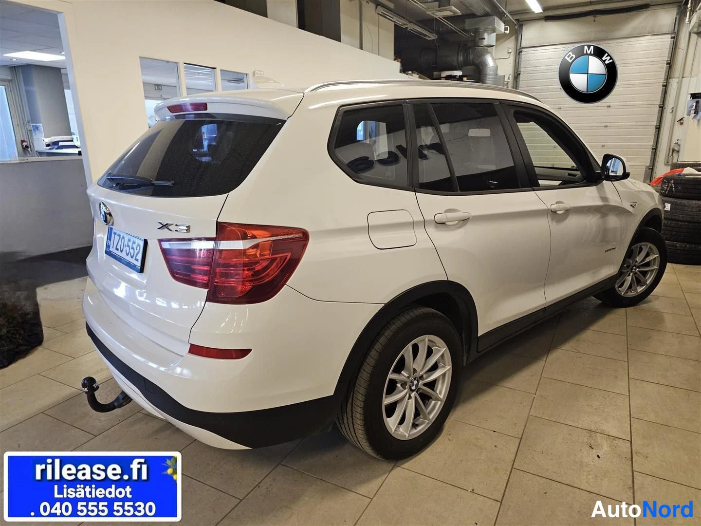 Valkoinen BMW X3 2015, takaviisto, kuva 6