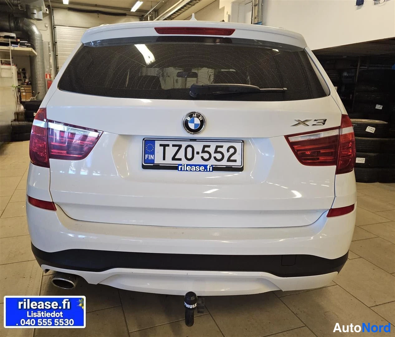 Valkoinen BMW X3 2015, takaa, kuva 8