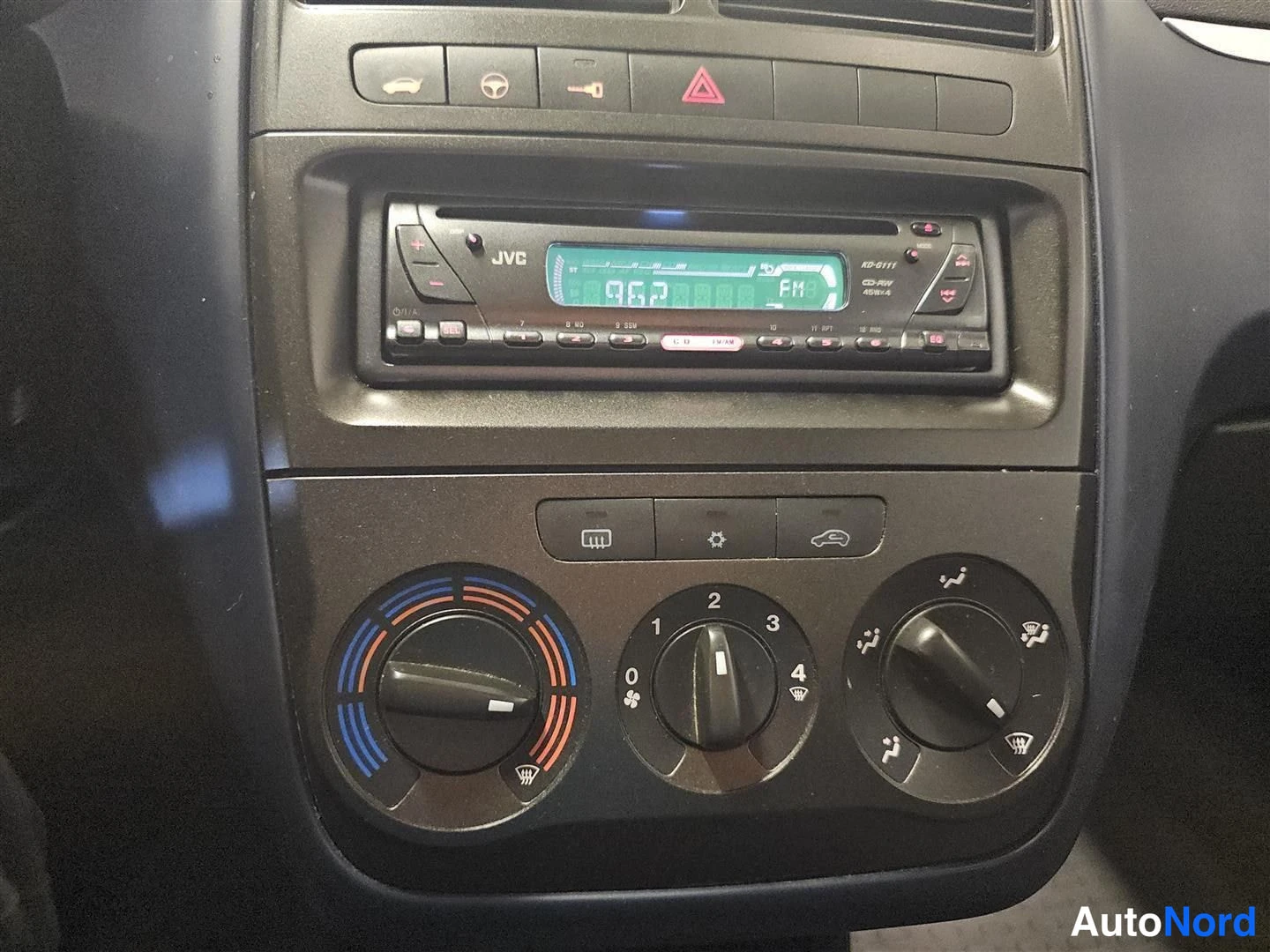 Fiat Grande Punto 2008, yksityiskohta, kuva 12