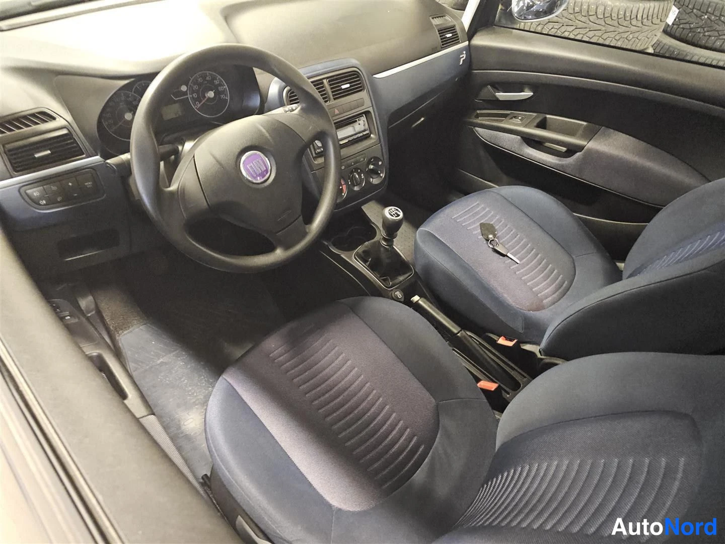 Fiat Grande Punto 2008, ohjaamo, kuva 10