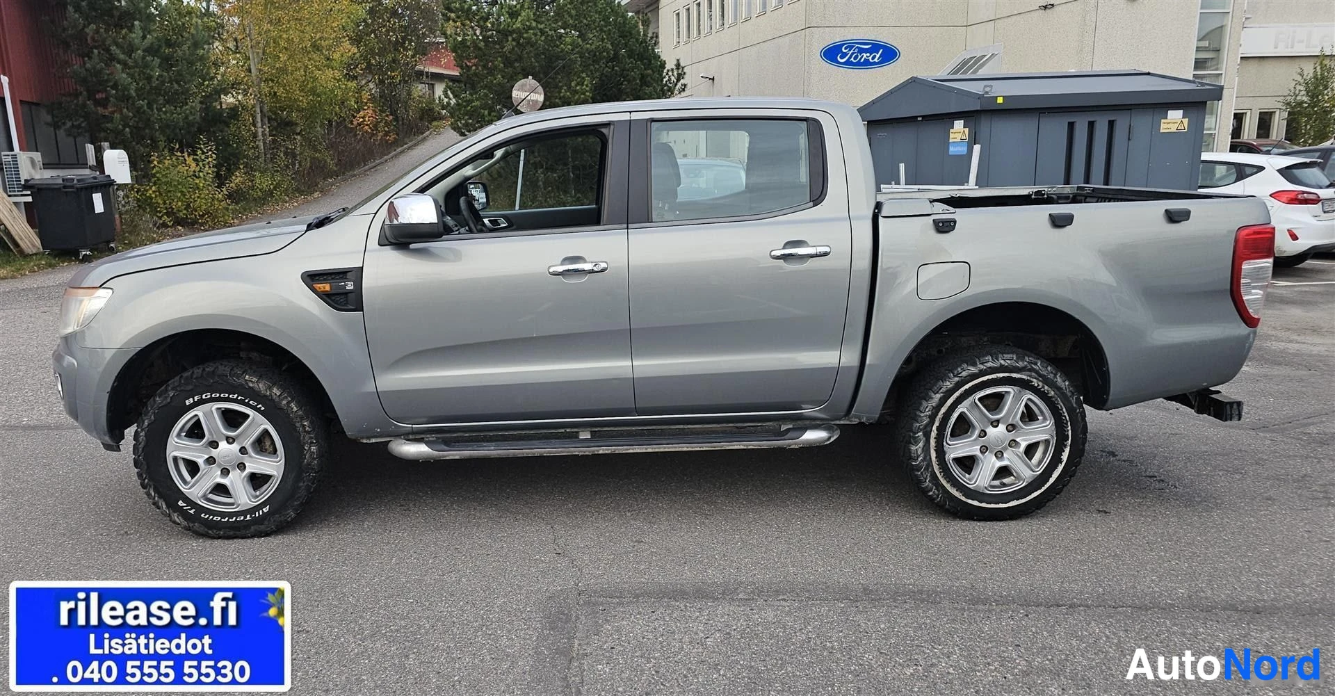 Harmaa Ford Ranger 2013, sivulta, kuva 4
