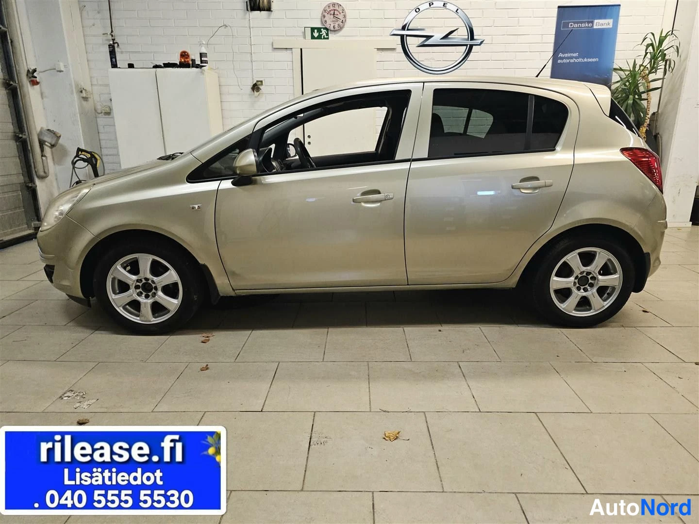 Opel Corsa 2008, etuviisto, keula vasemmalle, kuva 2