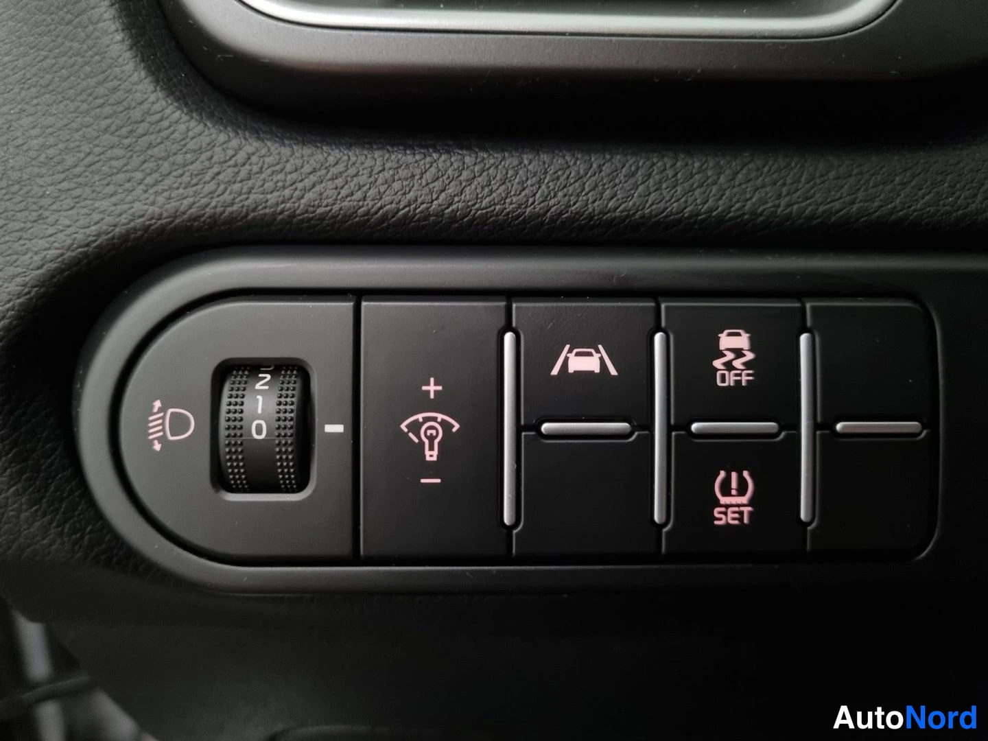 Hopea Kia Ceed 2022, yksityiskohta, kuva 19