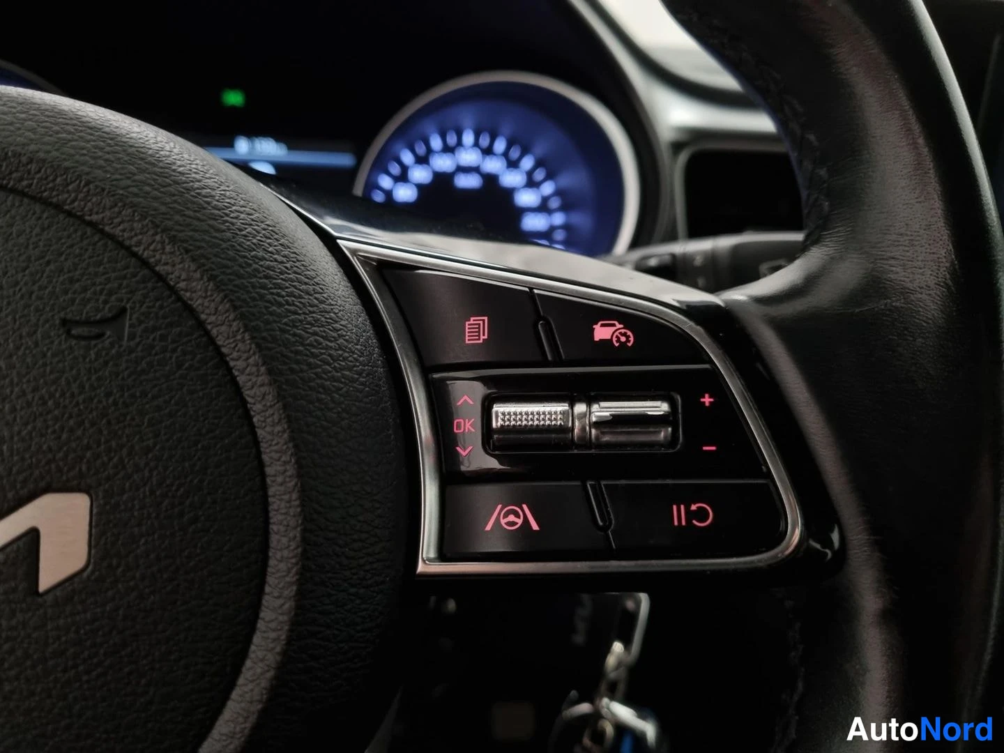 Hopea Kia Ceed 2022, yksityiskohta, kuva 21