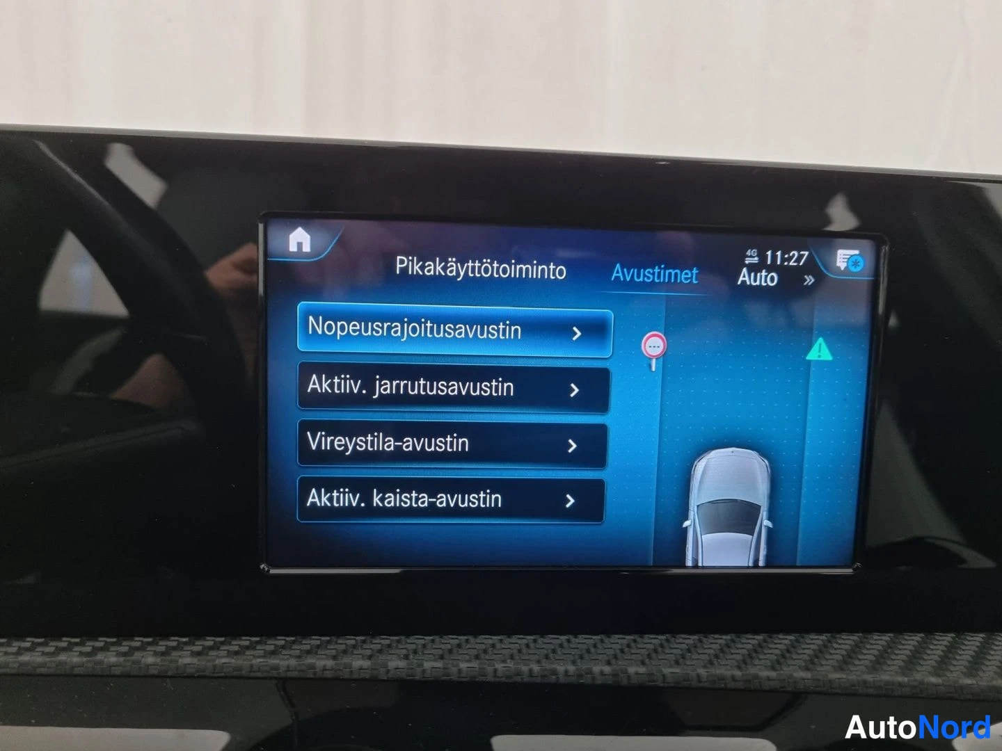 Harmaa Mercedes-Benz A 200 2019, yksityiskohta, kuva 16