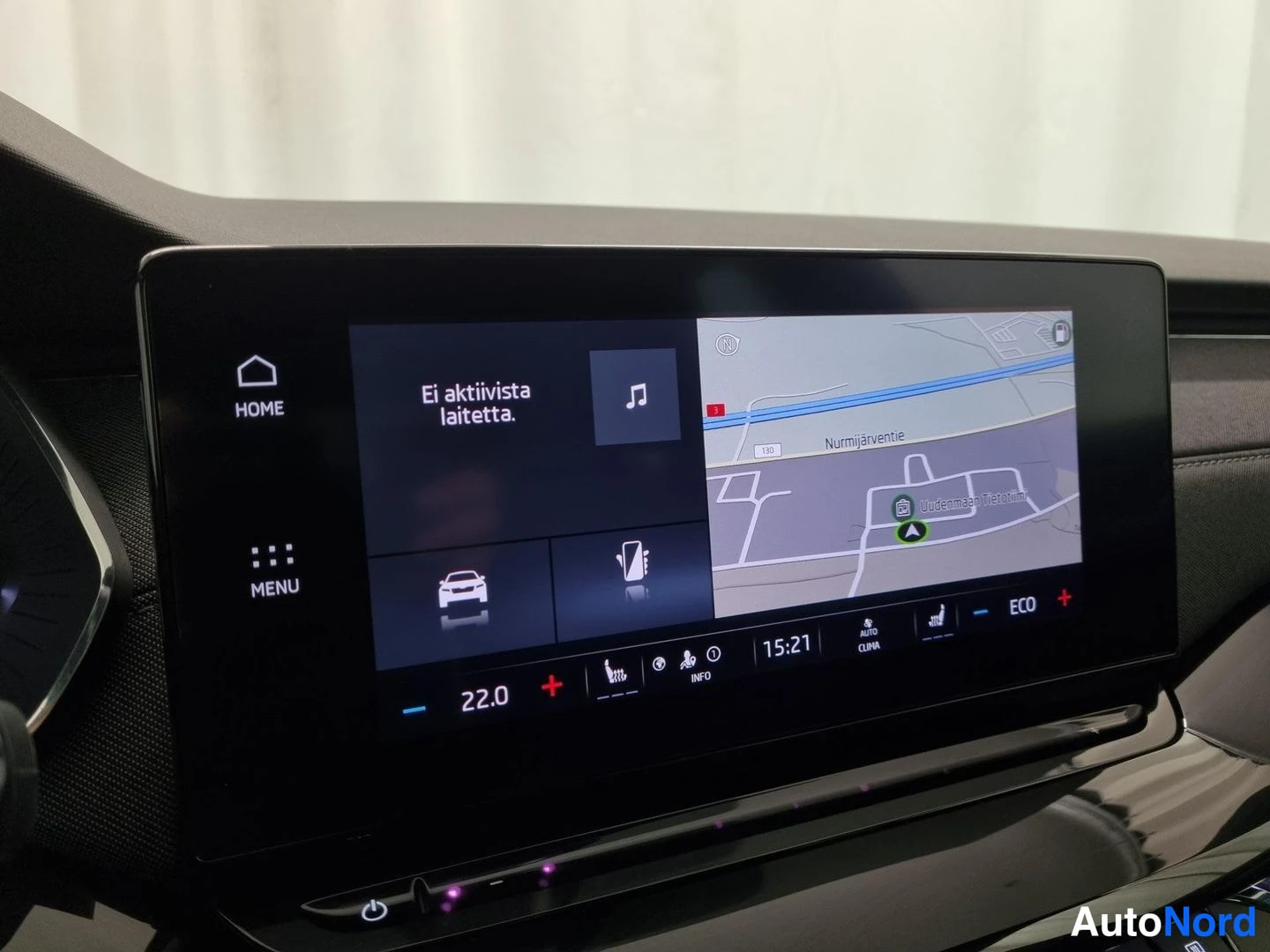 Sininen Skoda Octavia 2023, yksityiskohta, kuva 17