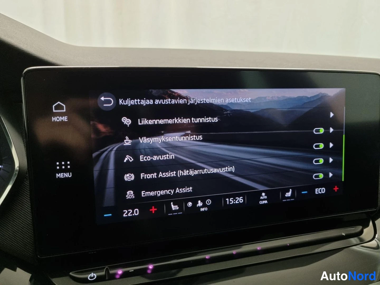Sininen Skoda Octavia 2023, yksityiskohta, kuva 23