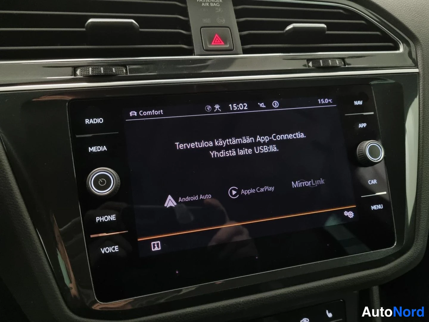 Musta Volkswagen Tiguan 2022, yksityiskohta, kuva 22