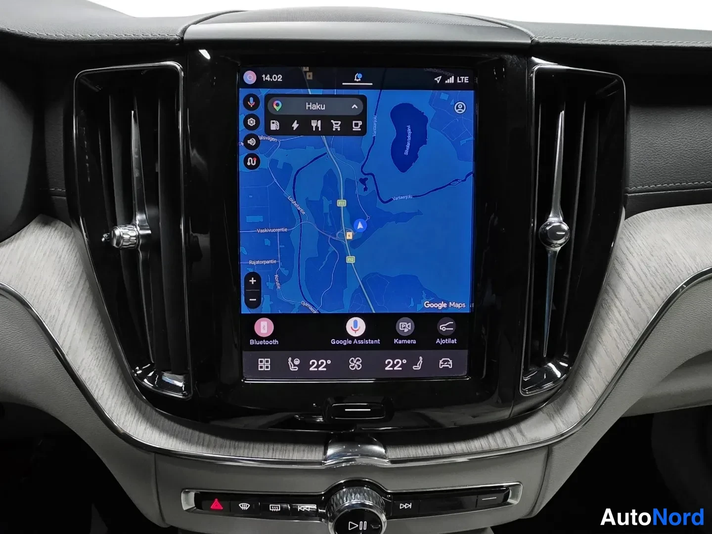 Svart Volvo XC60 2022, detalj, bild 19