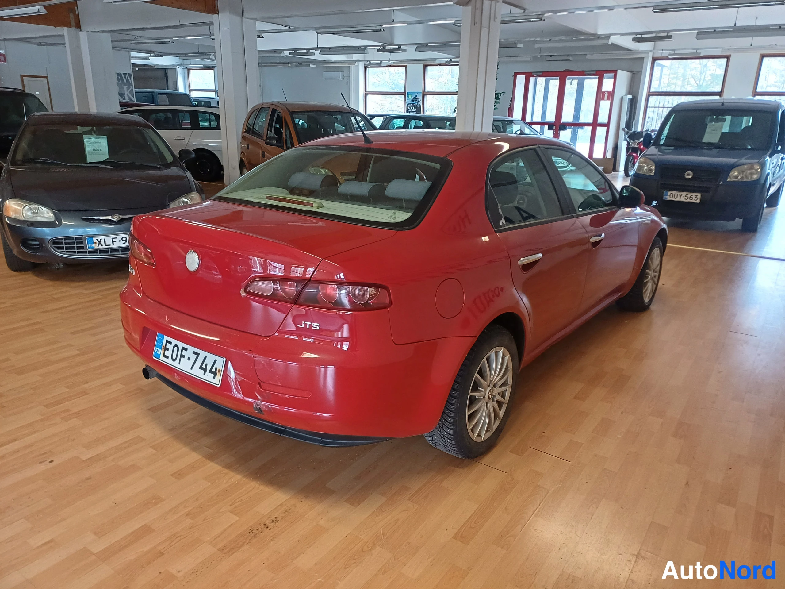 Punainen Alfa Romeo 159 2006, takaviisto, kuva 3