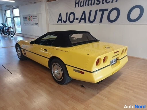 Keltainen Chevrolet Corvette 1986, takaviisto, kuva 11