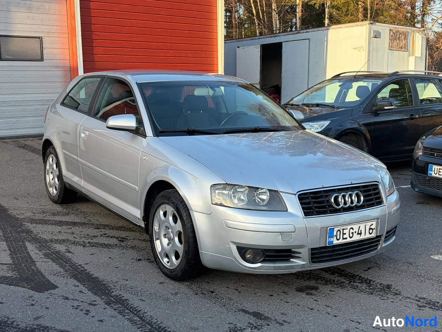 Hopea Audi A3 2004, etuviisto, keula oikealle, kuva 2