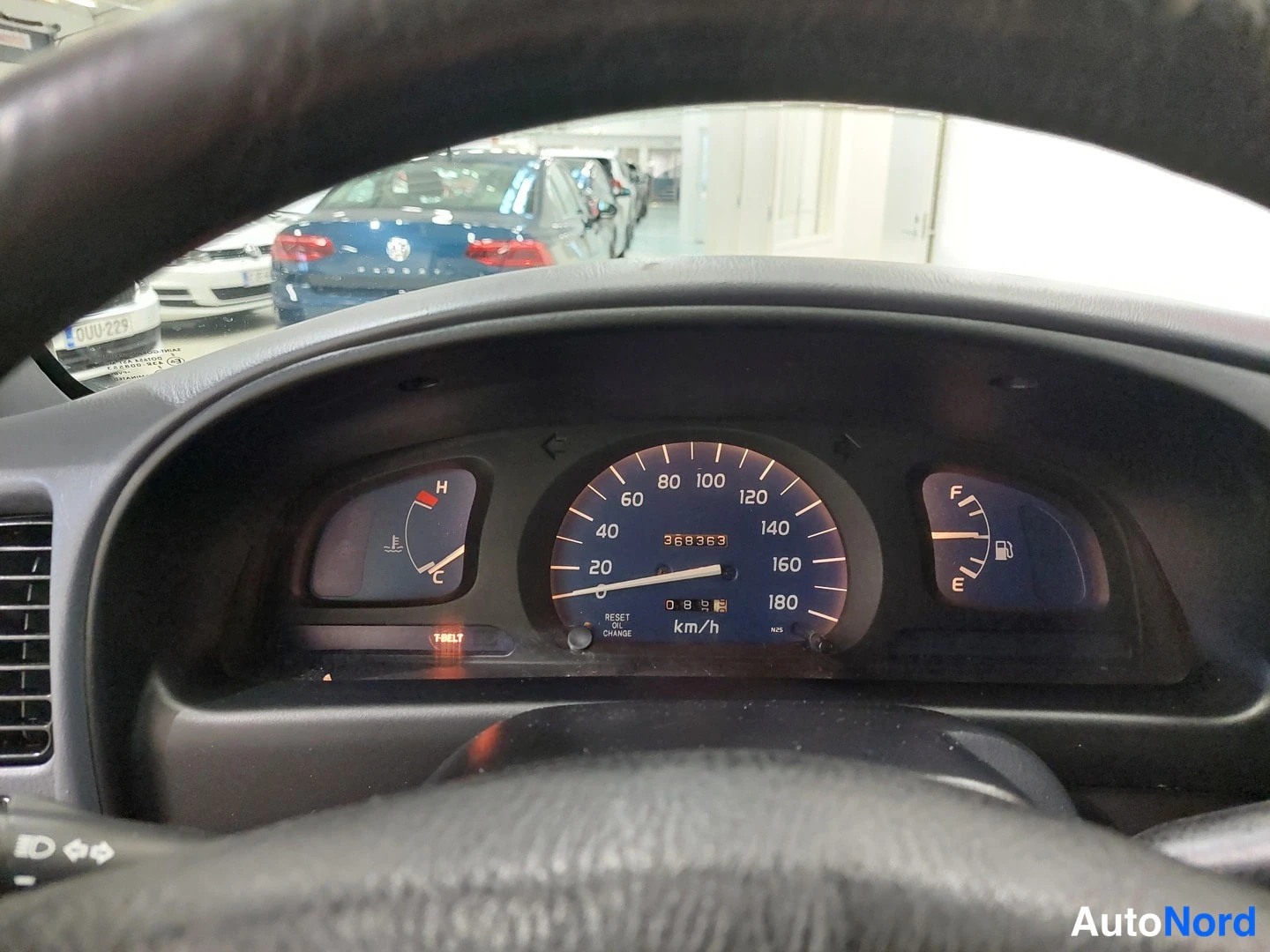 Keltainen Toyota Hilux 2004, yksityiskohta, kuva 33