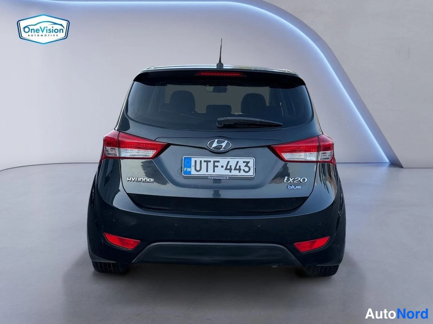 Musta Hyundai ix20 2012, takaa, kuva 8