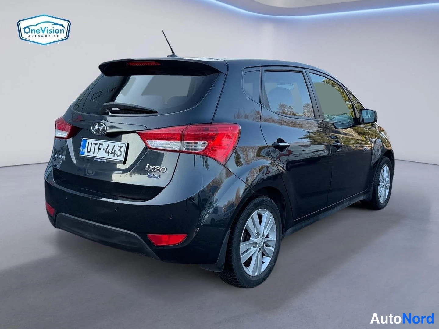 Musta Hyundai ix20 2012, takaviisto, kuva 6