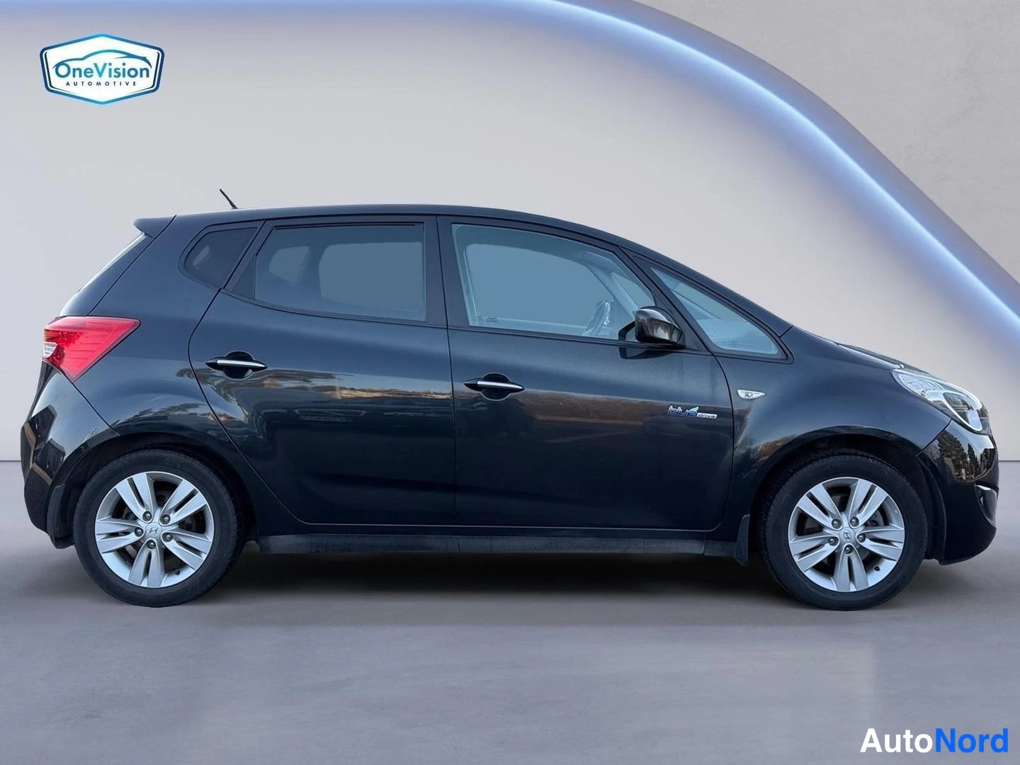 Musta Hyundai ix20 2012, takaviisto, kuva 7