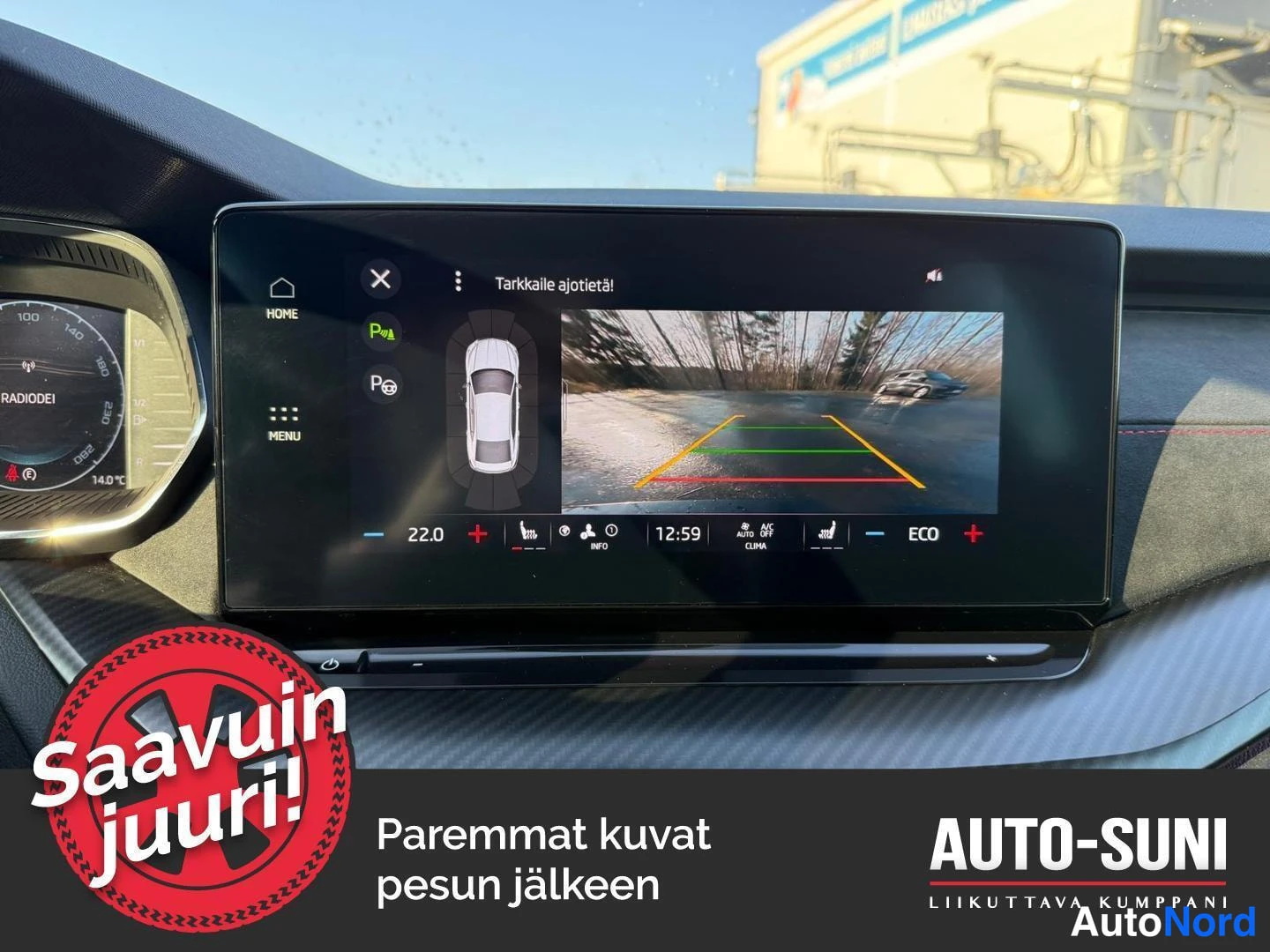 Musta Skoda Octavia 2024, kuva 14