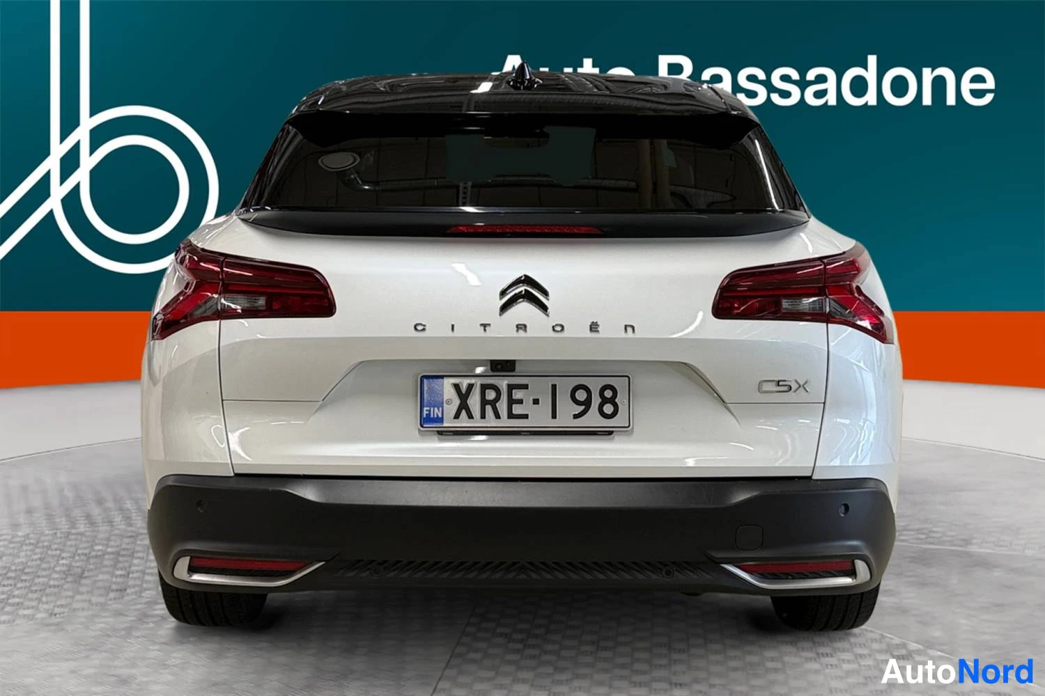 Valkoinen Citroen C5 x 2022, takaa, kuva 8